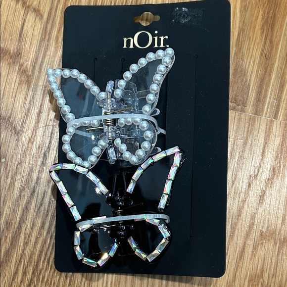 nOir fairy butterfly Pearl crystal Butterfly Hair Clips set of 2 new - Picture 1 of 5